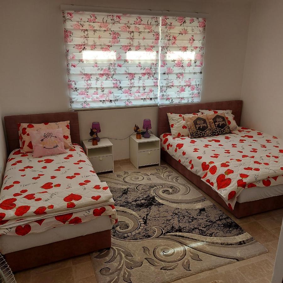 Lovely, Neat And Quite Apartment Dalia, Private Parking Saraybosna Dış mekan fotoğraf
